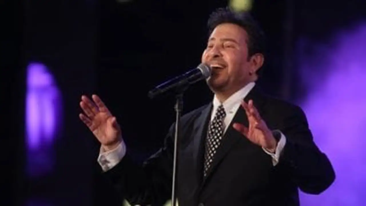 تدهور مفاجئ.. مستجدات الحالة الصحية للفنان هاني شاكر بعد دخوله المستشفى